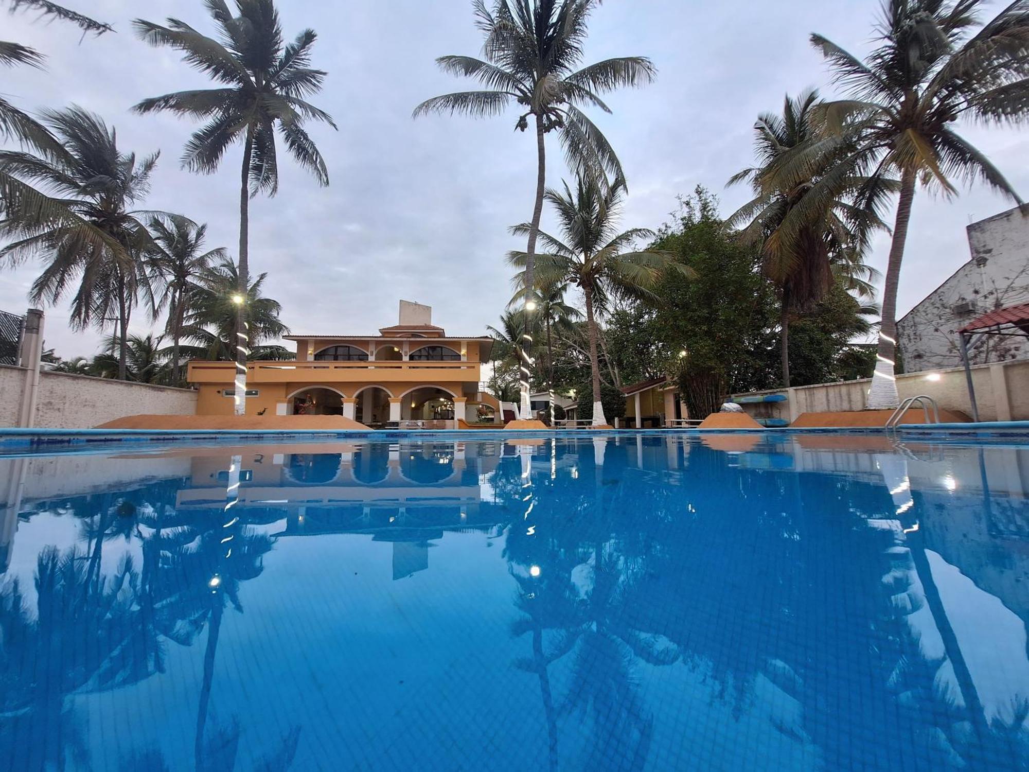 Hotel Gran Palmeiras Playa Chachalacas Exterior photo